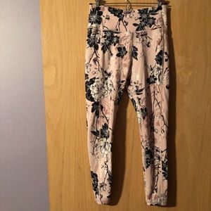 Victoria’s Secret floral size 8 exercise leggings